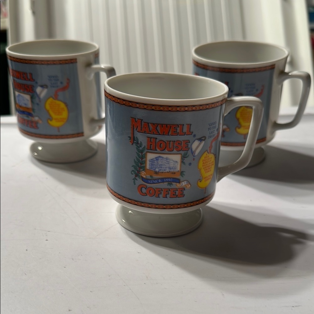 Three Vintage Maxwell House Coffee Cups